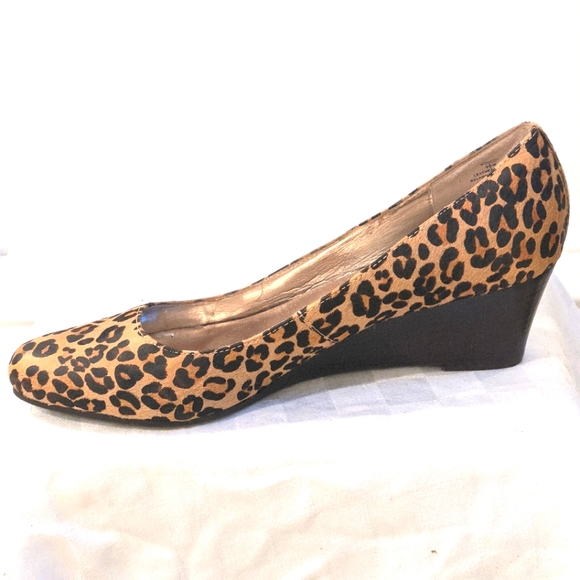 Leather leopard wedges by Steve Madden - Picture 8 of 12
